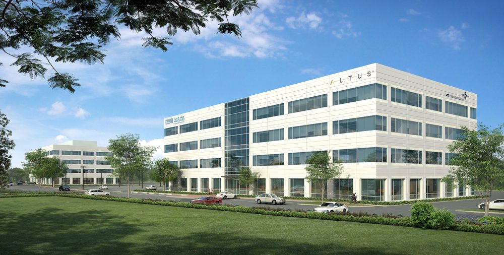 Shadow Creek Business Center I: 11233 Shadow Creek Pkwy, Pearland, TX 77584